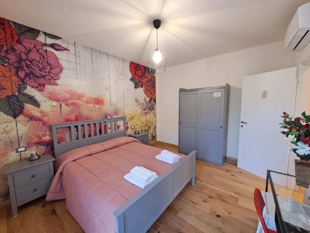 La Campagna Di Peppe E Tullia Bed & Breakfast Формия Екстериор снимка