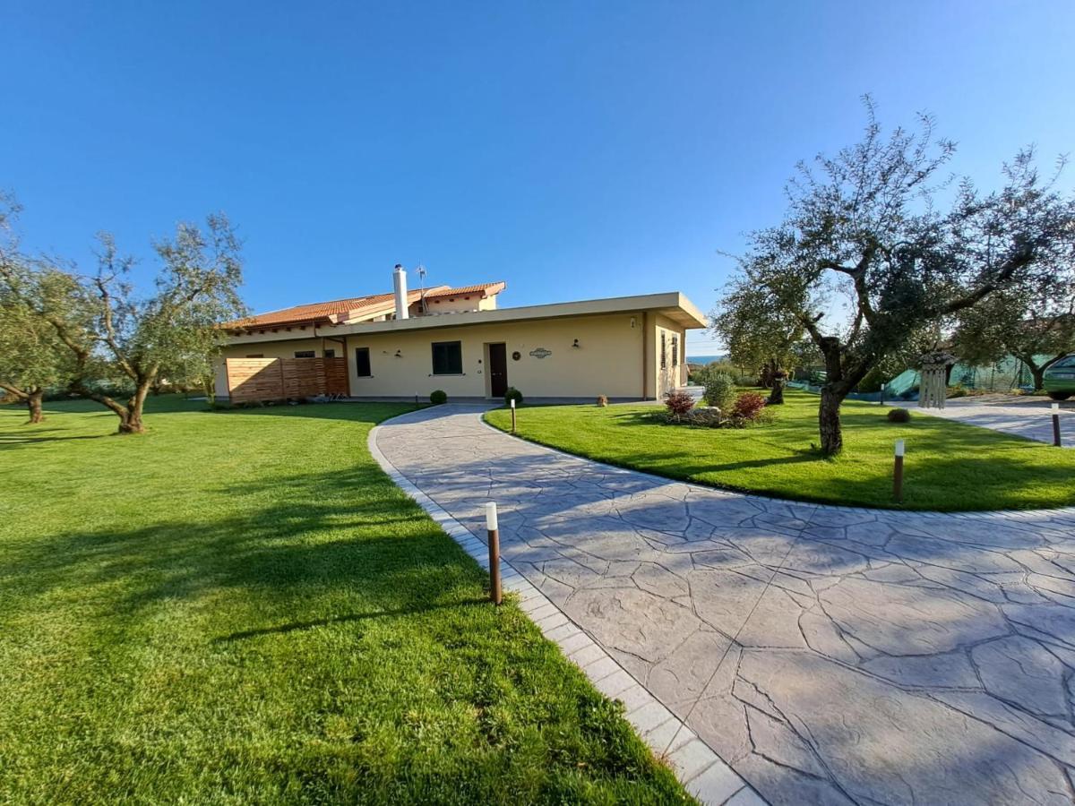 La Campagna Di Peppe E Tullia Bed & Breakfast Формия Екстериор снимка