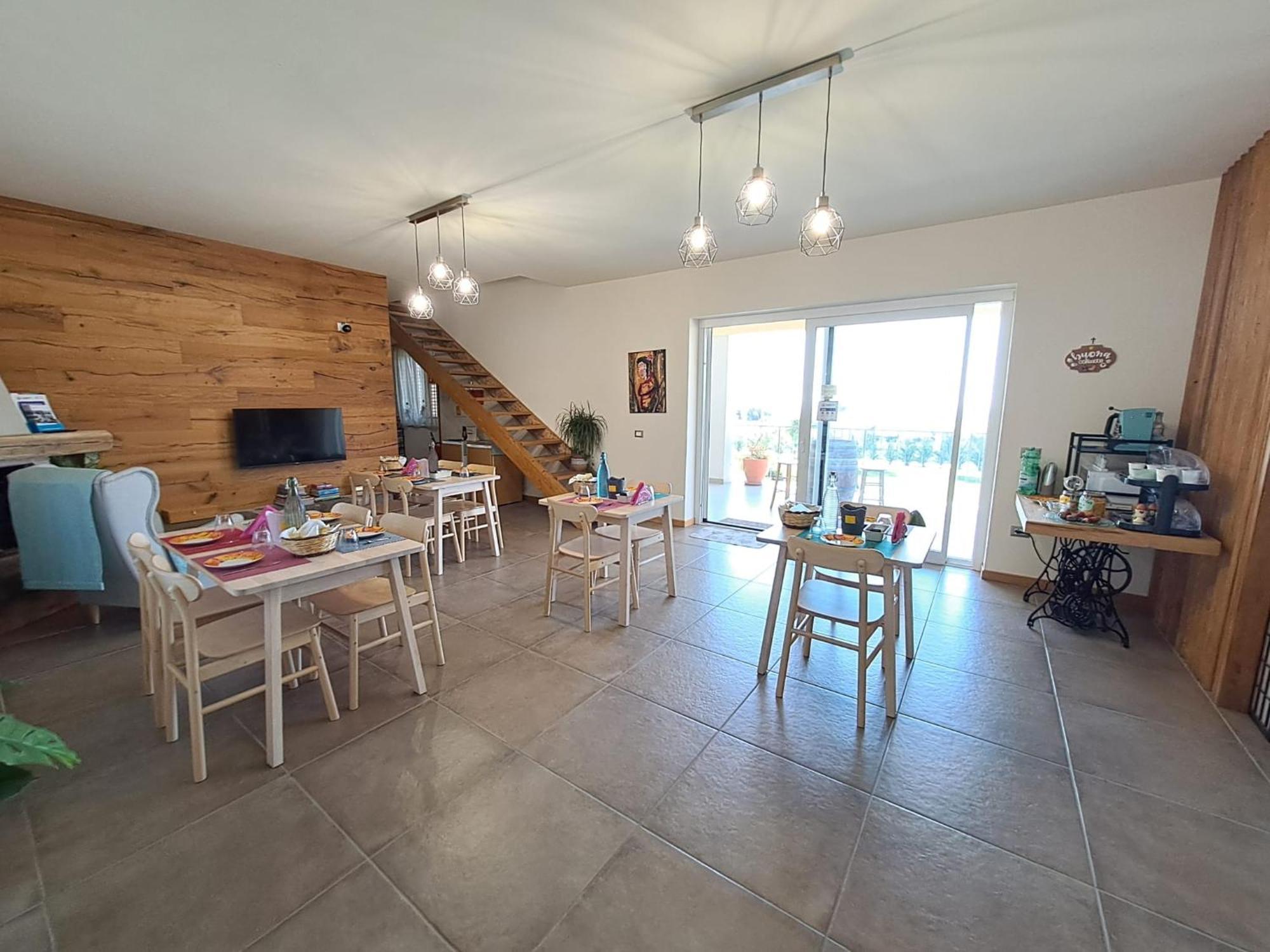 La Campagna Di Peppe E Tullia Bed & Breakfast Формия Екстериор снимка